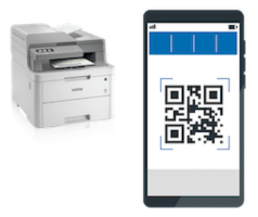 Impresora de oficina y teléfono con código QR en pantalla, vinculado a una app de inventario para escaneo o impresión inalámbrica.