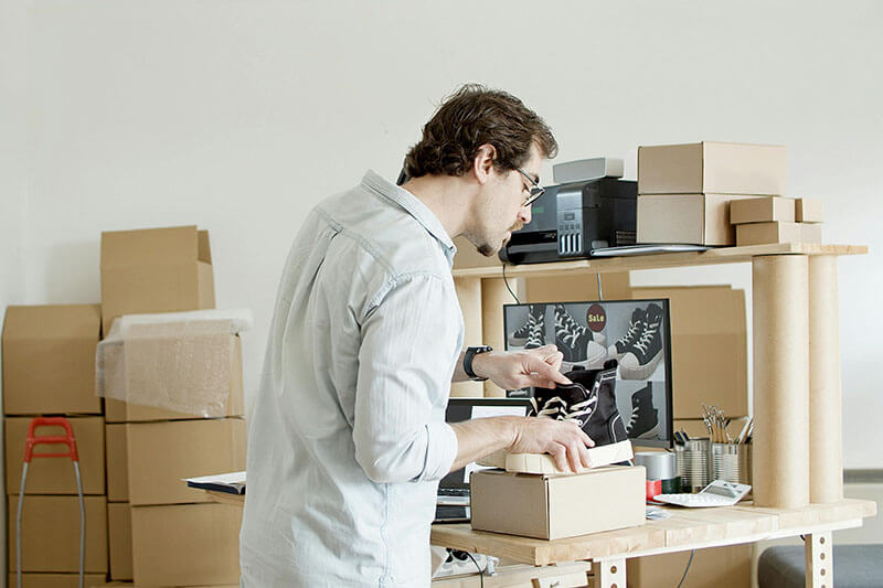 A man using types of inventory management