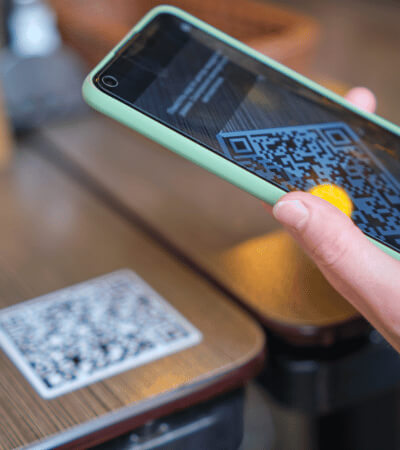 Track check-ins and check-outs in real time with Timly