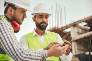 Digitization of the Construction Industry - employees enjoying the benefits