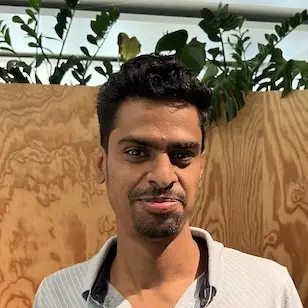 Akshay-Profile