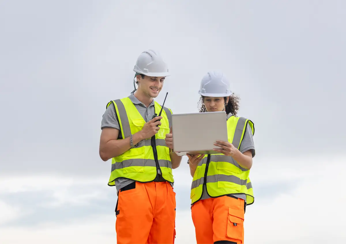 Auf der Baustelle intern bestellen mit Timly